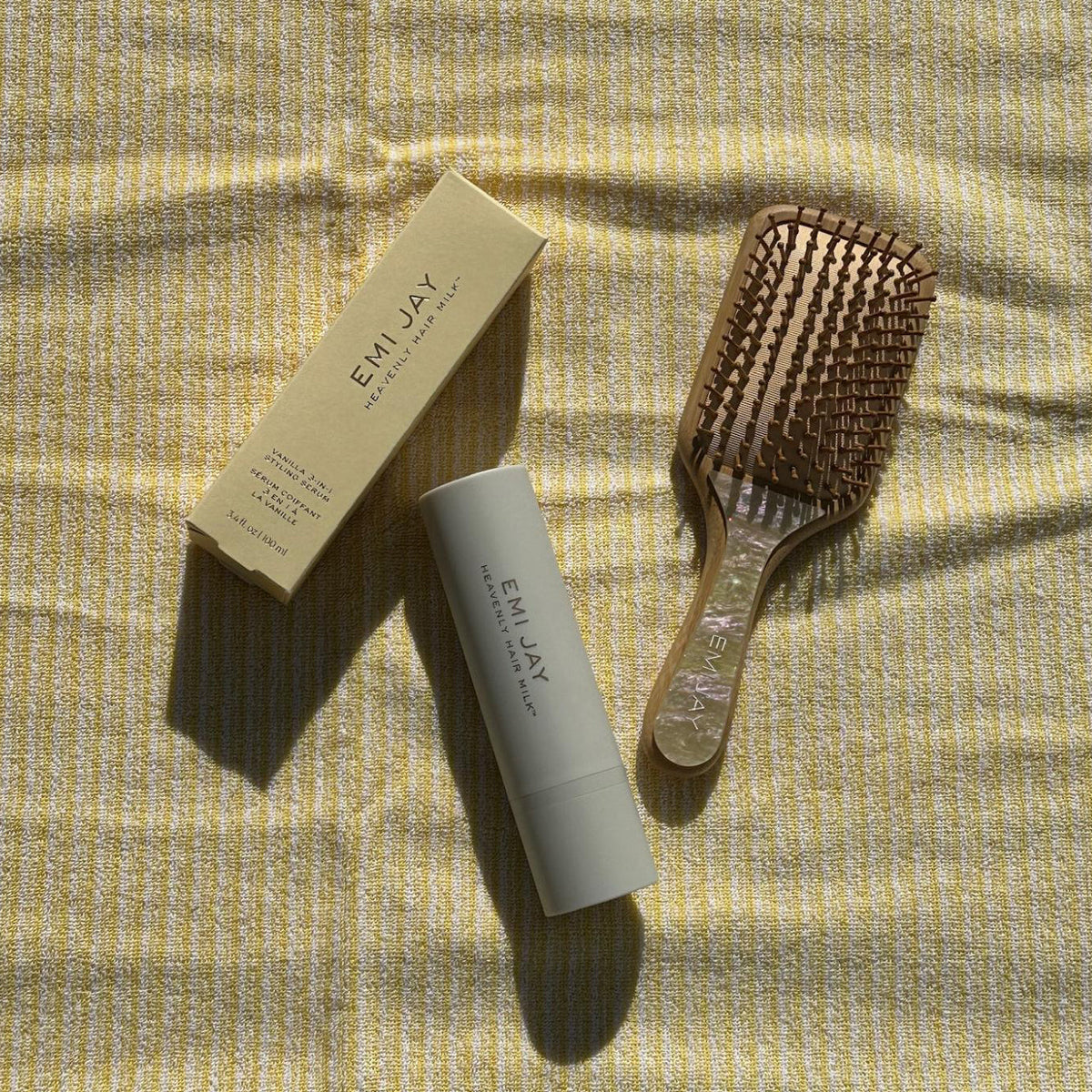 Bamboo Paddle Brush in Lemon Sugar