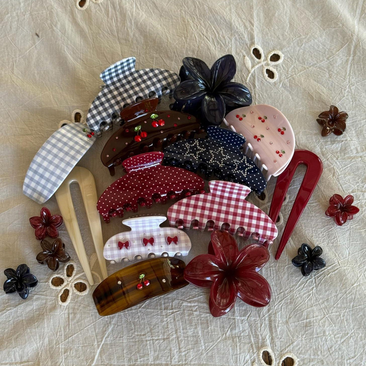 Hair Pin in Buttercream