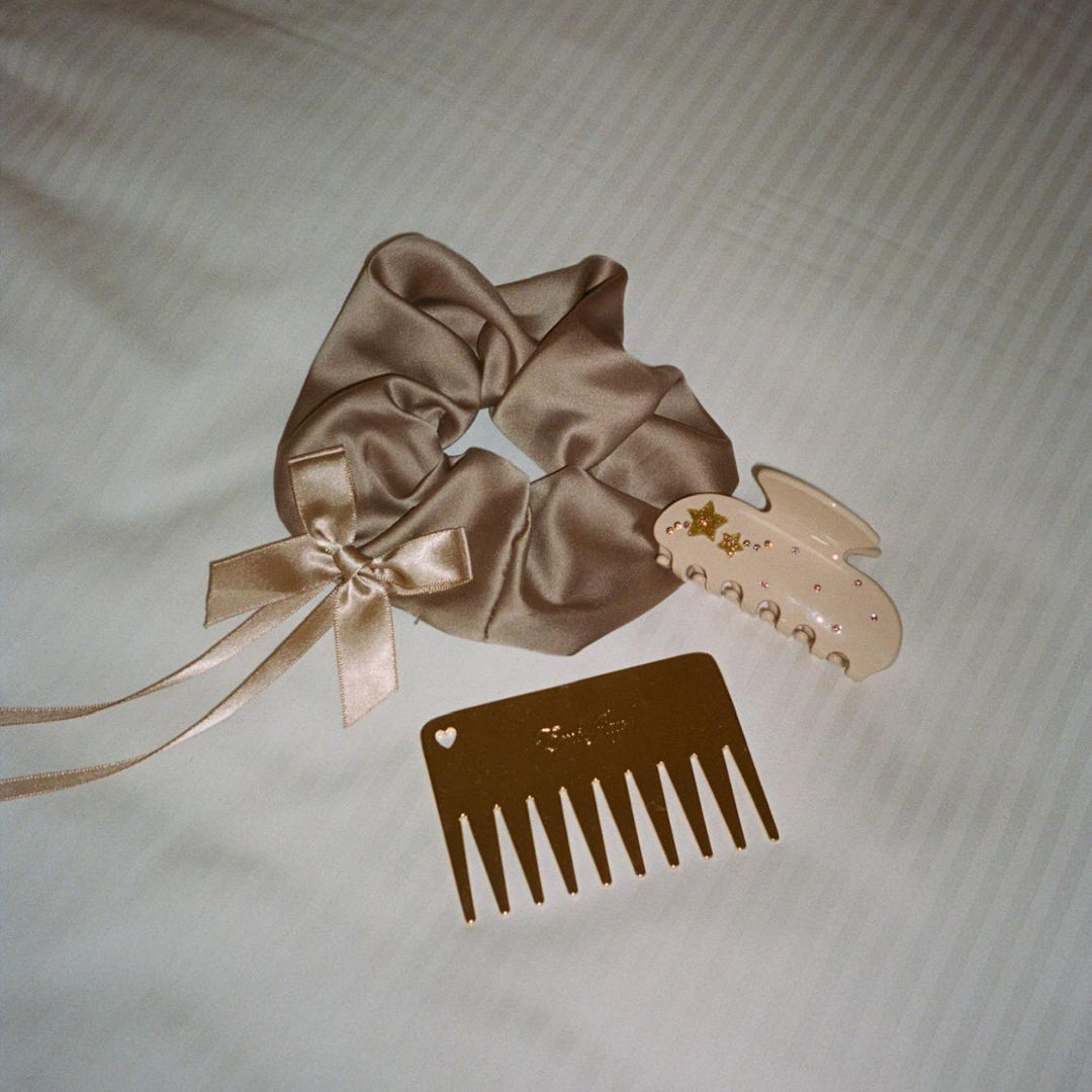 Darling Scrunchie in Cookie Butter