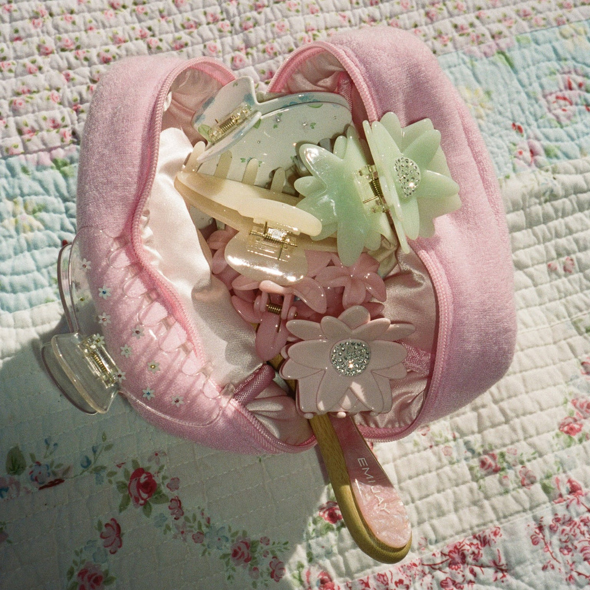 Terry Pouch in Sweet Pea